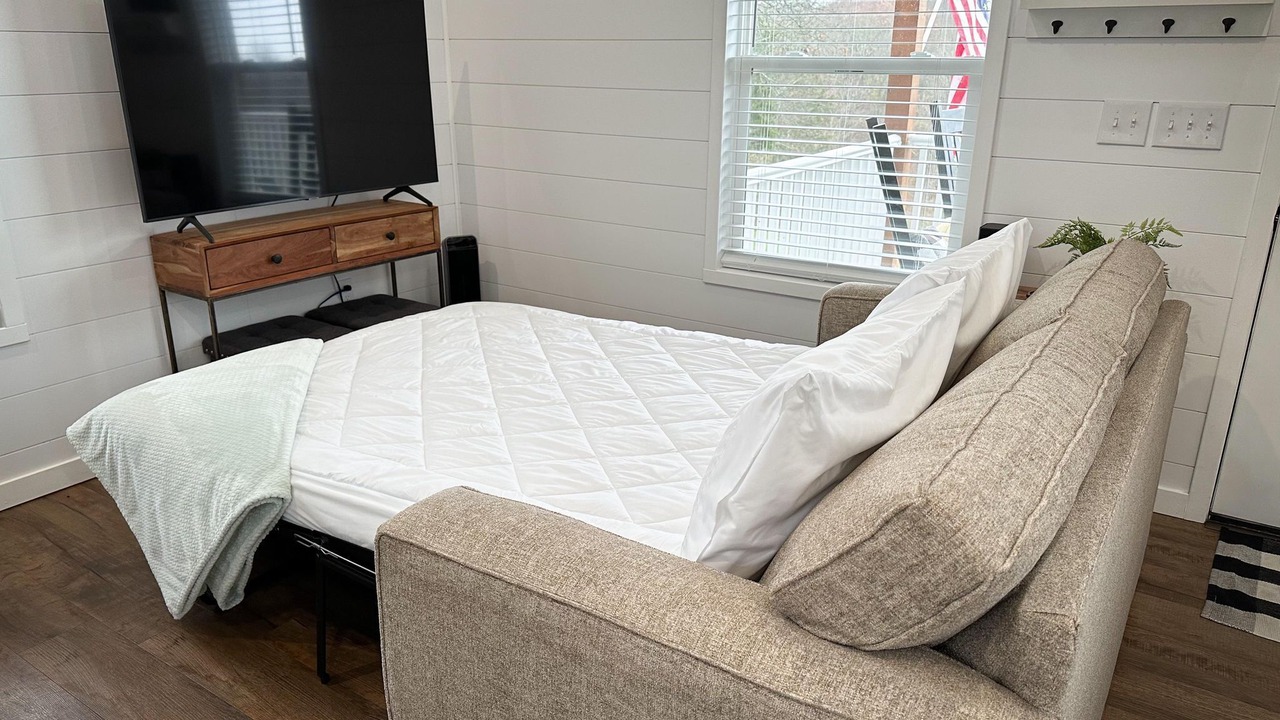 Photo of Bedroom in Dry Ridge