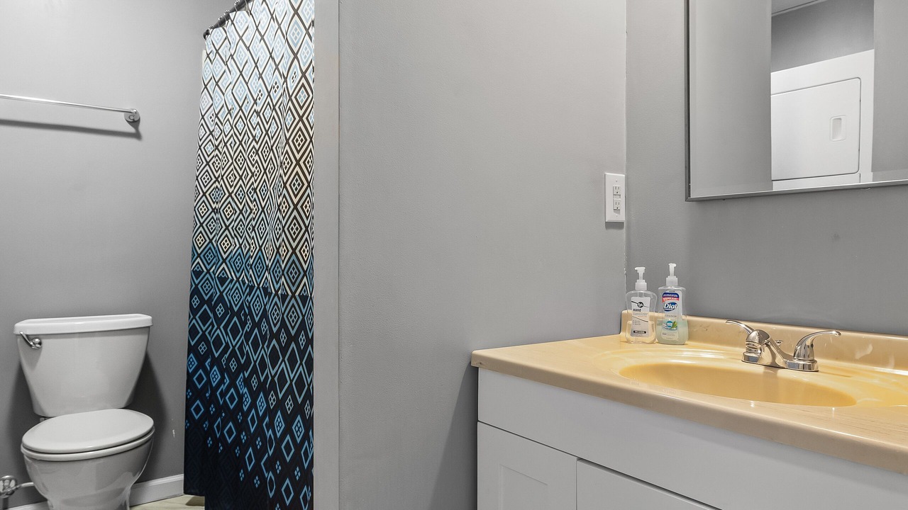 Photo of Bathroom in Stanton