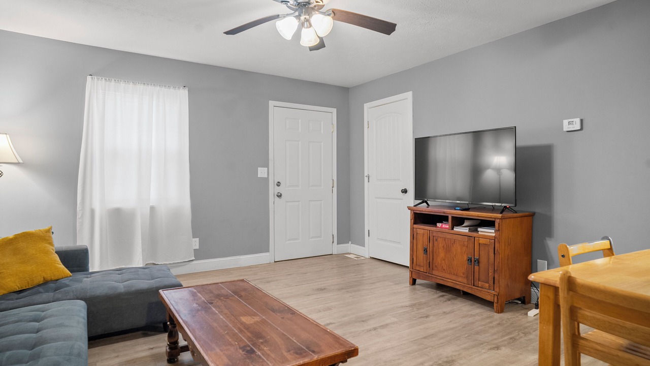 Photo of Livingroom in Stanton