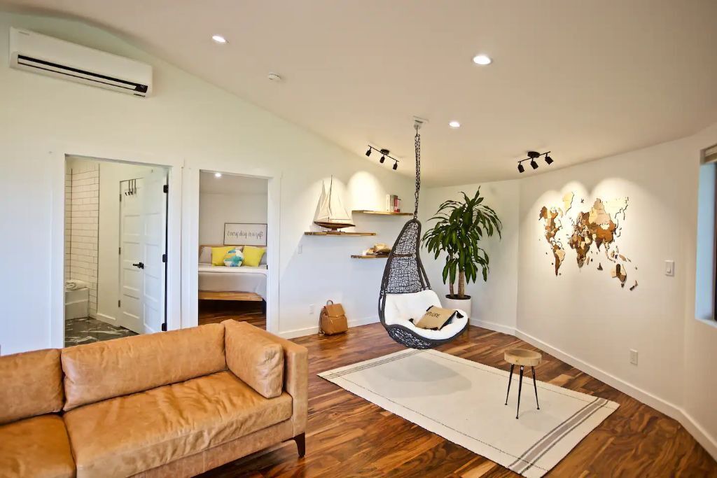 Photo of Livingroom in Asheville