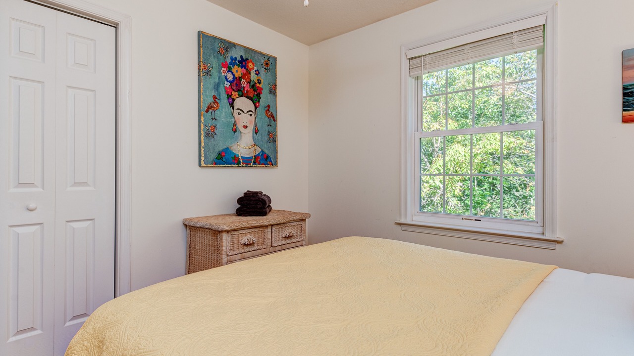 Photo of Bedroom in Woodfin