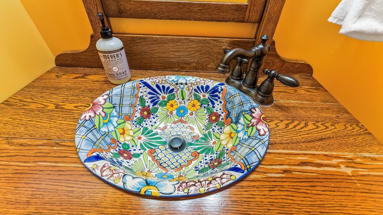 Photo of Bathroom in Nebo