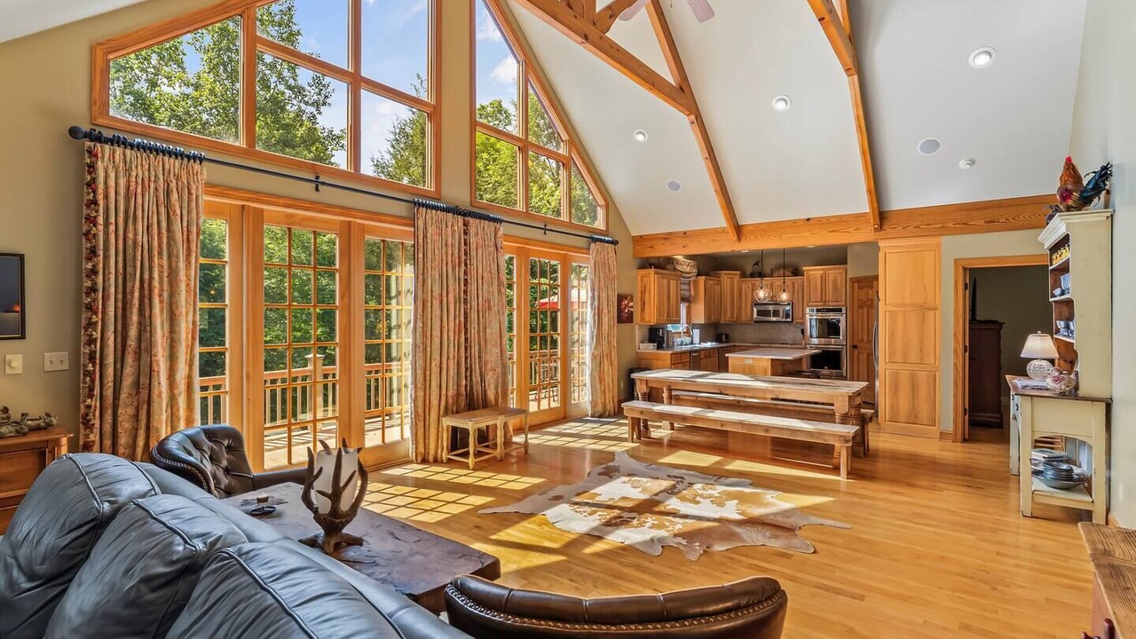 Photo of Livingroom in Nebo