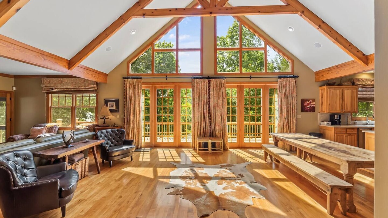 Photo of Livingroom in Nebo