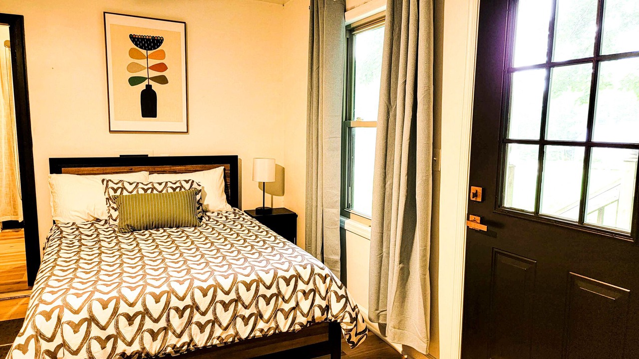 Photo of Bedroom in Rogers