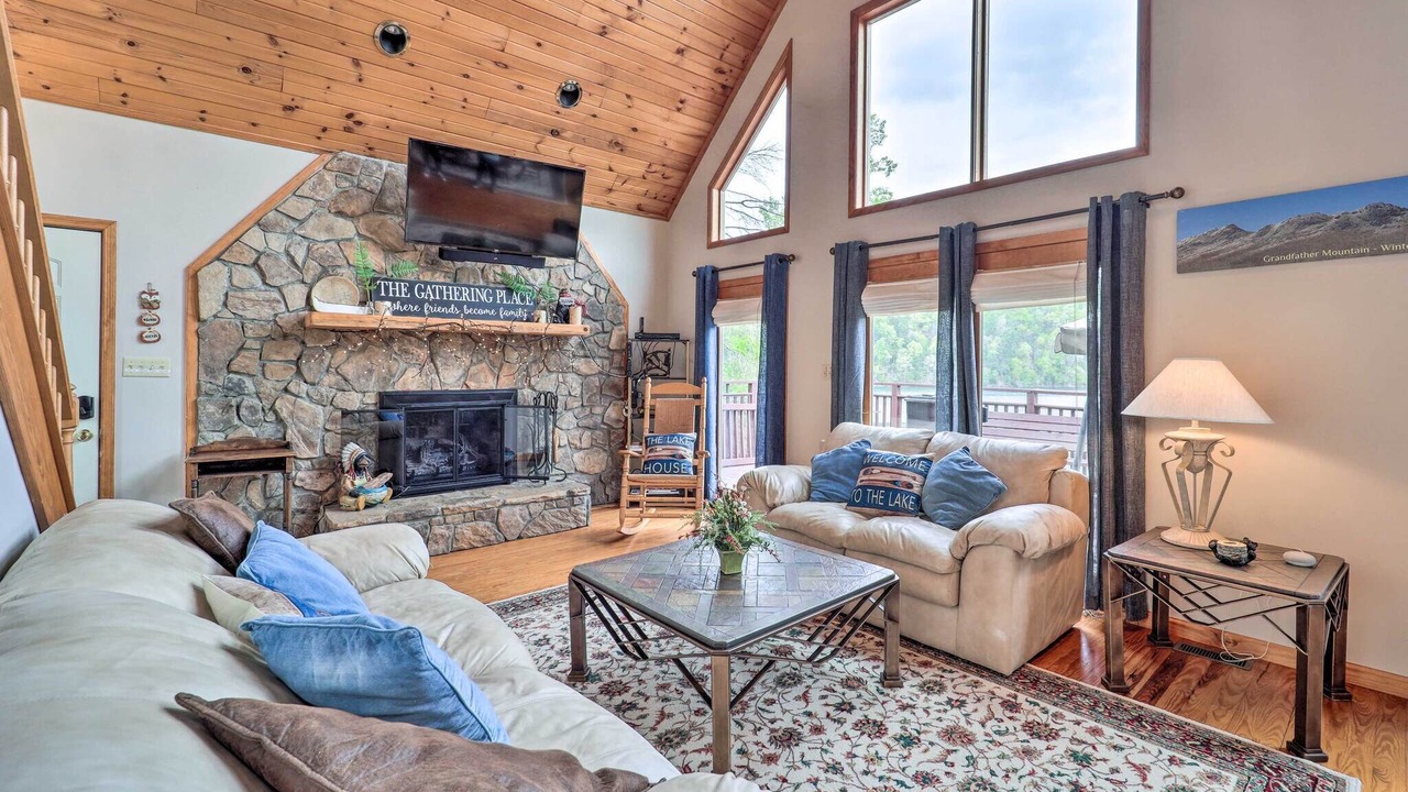 Photo of Livingroom in Butler