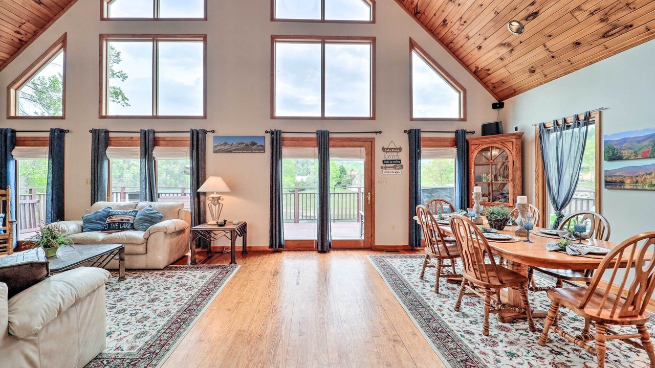 Photo of Livingroom in Butler