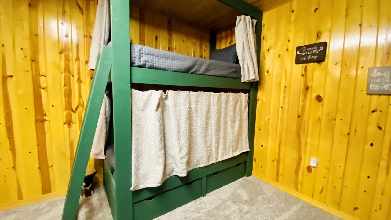 Photo of Bedroom in Burnsville