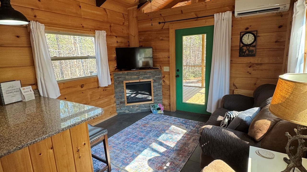 Photo of Livingroom in Mill Spring