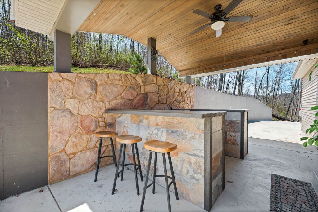 Photo of Patio Balcony in Chalet Village North