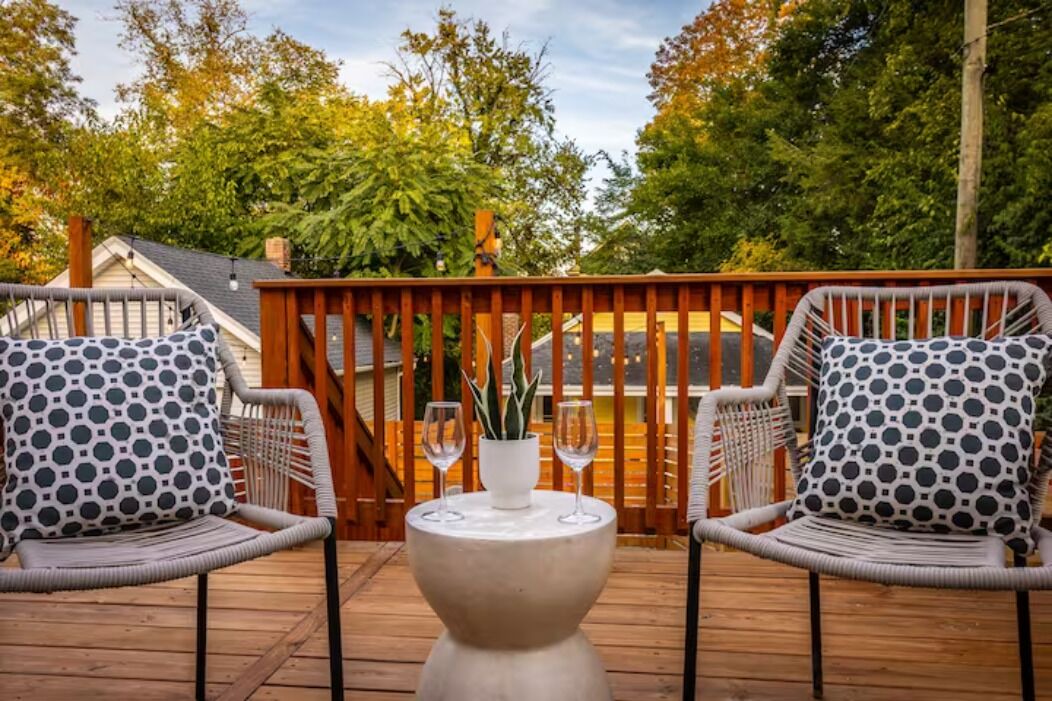 Photo of Outdoor in Oakley