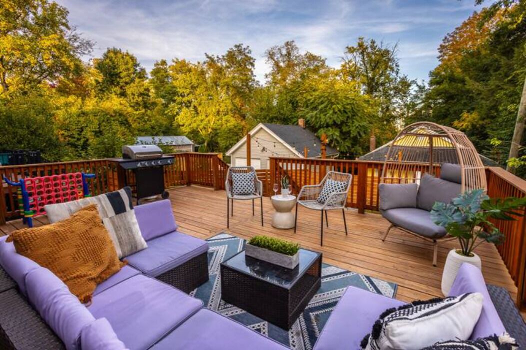 Photo of Outdoor in Oakley