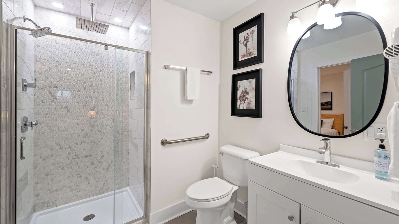 Photo of Bathroom in Williamstown