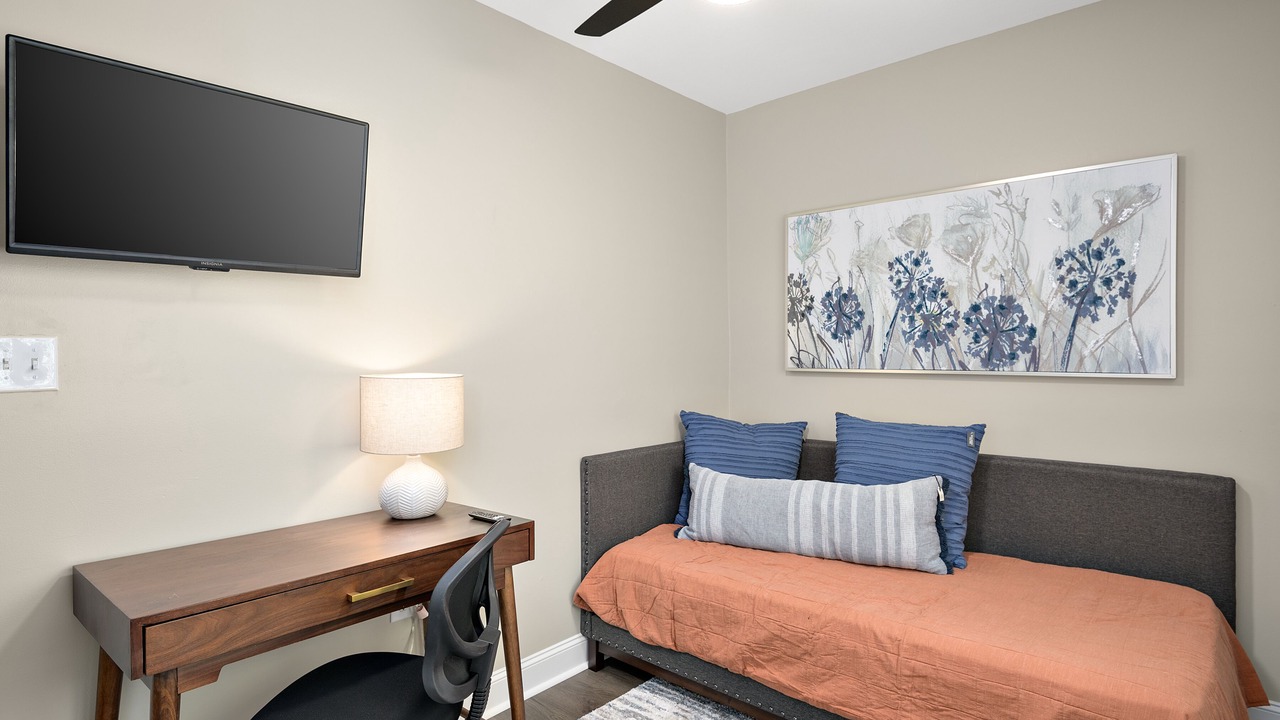 Photo of Bedroom in Woodfin