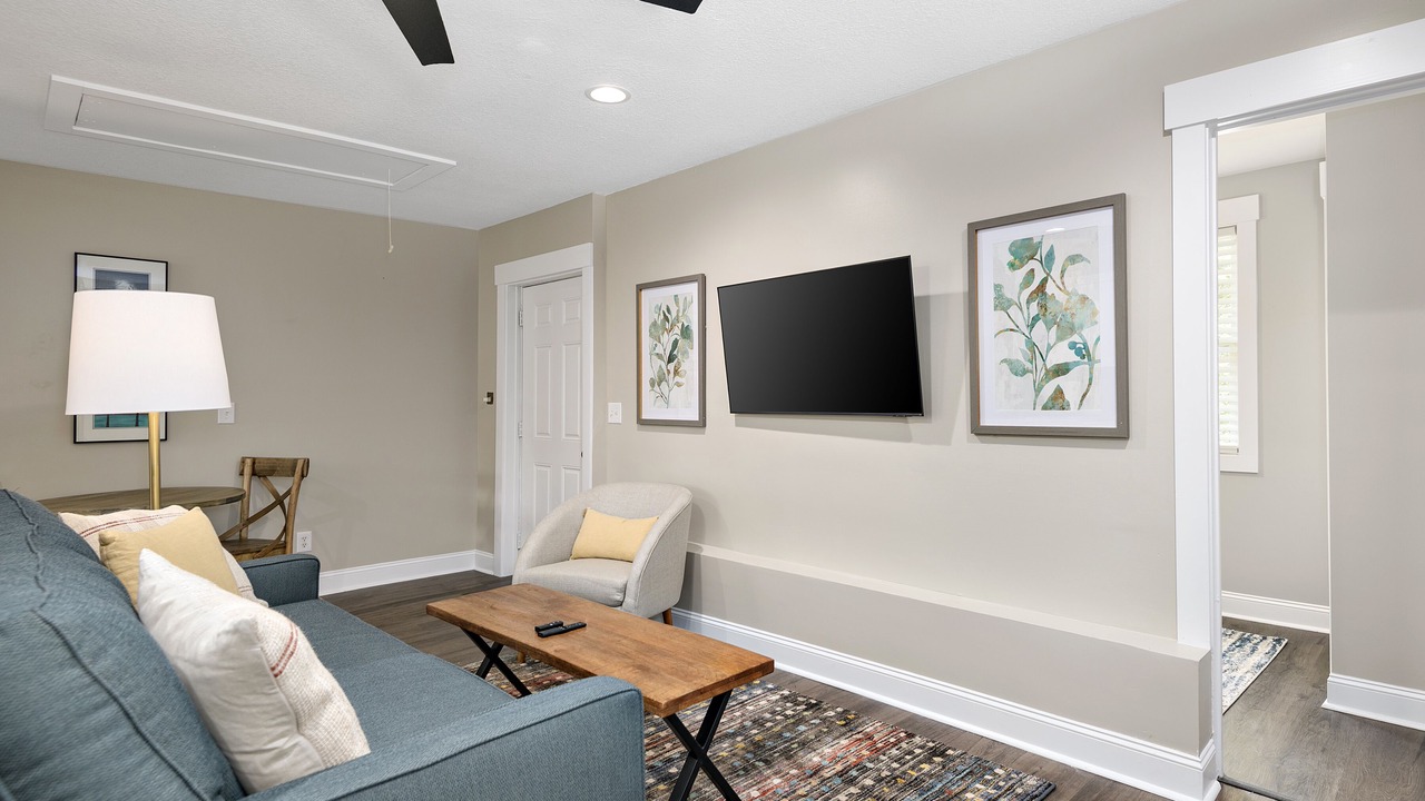 Photo of Livingroom in Woodfin