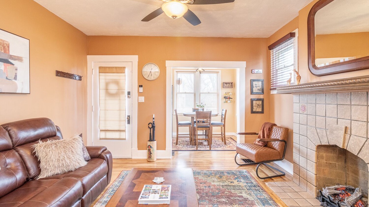 Photo of Livingroom in East Price Hill