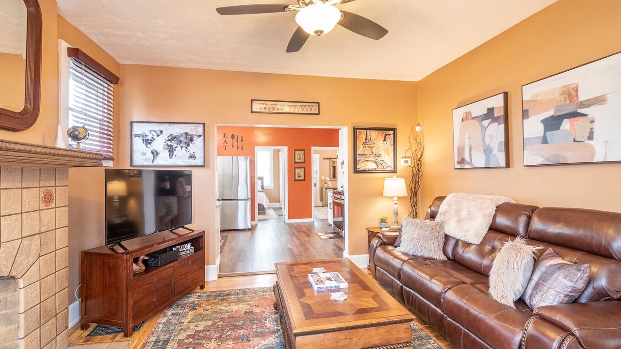 Photo of Livingroom in East Price Hill