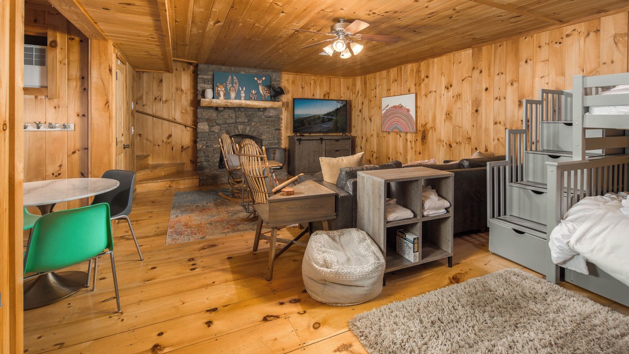 Photo of Bedroom in Todd