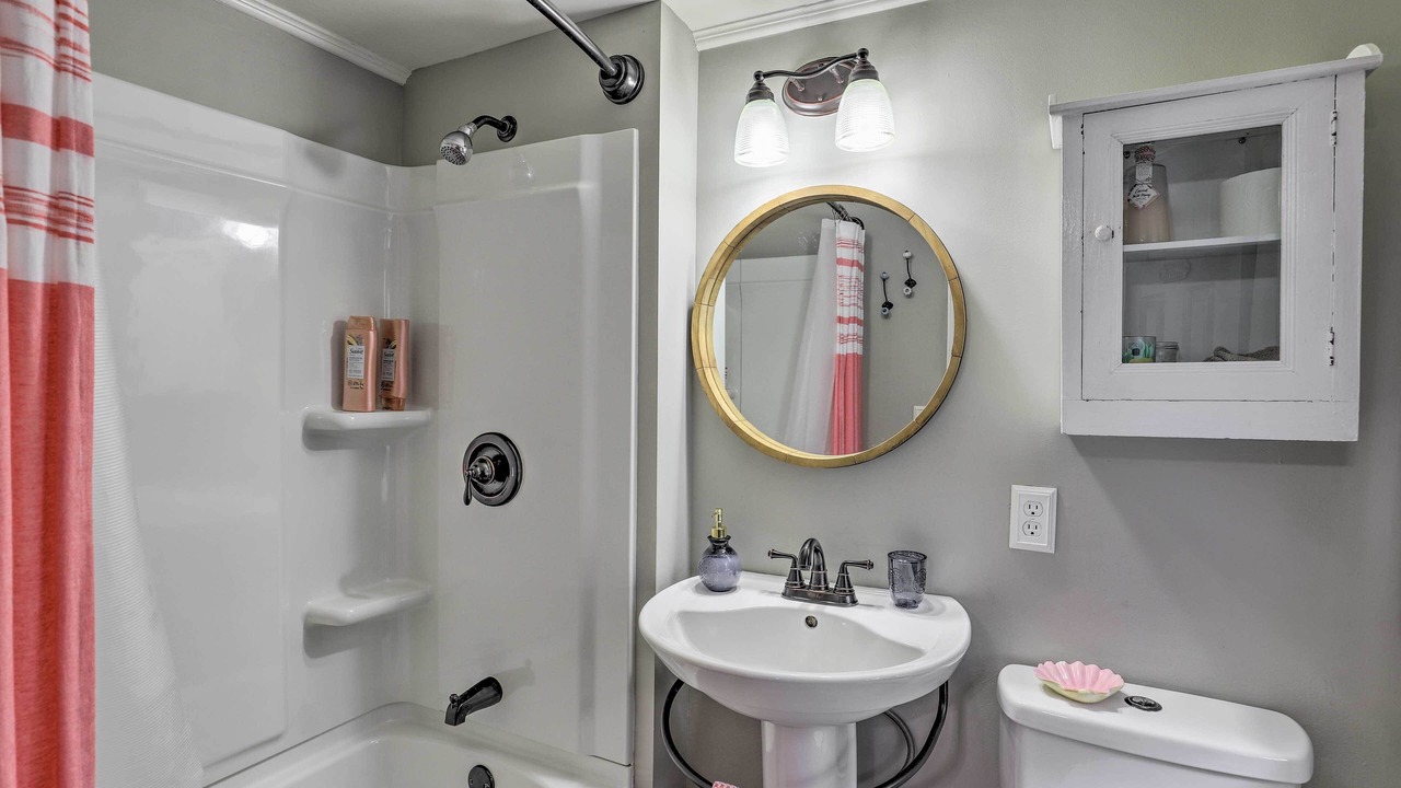 Photo of Bathroom in Woodfin