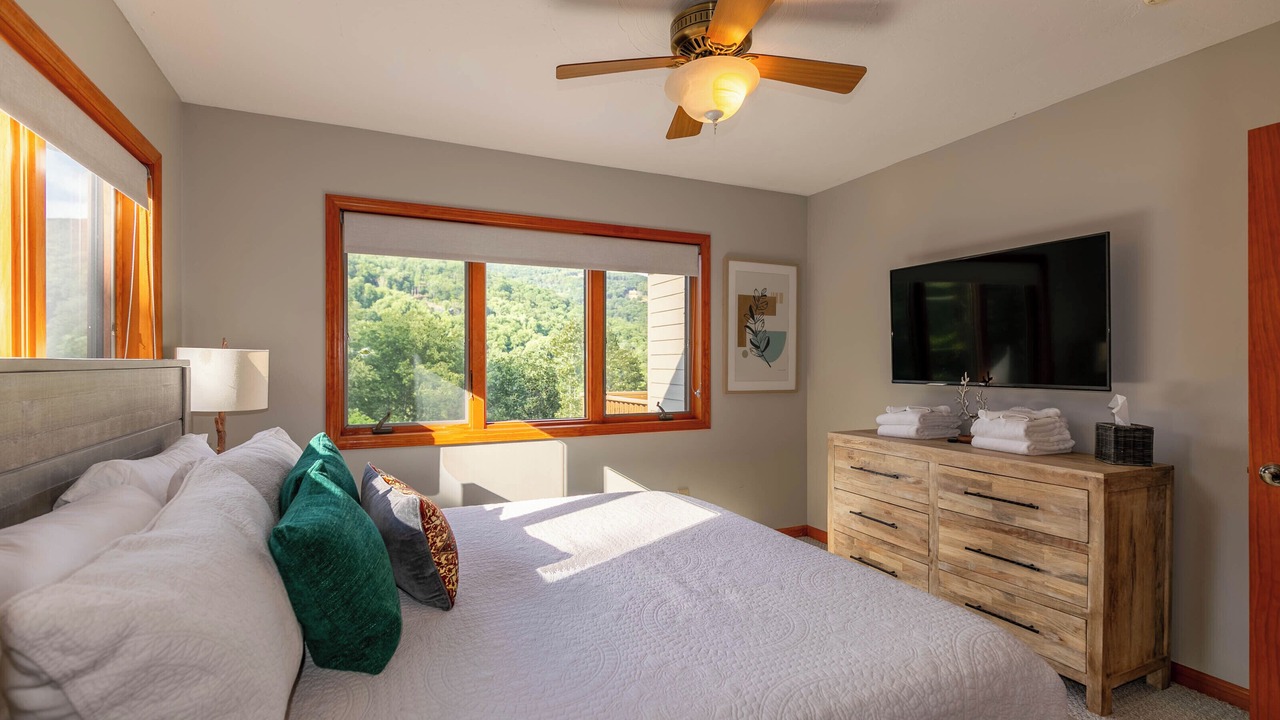 Photo of Bedroom in Banner Elk