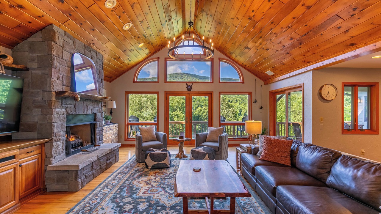 Photo of Livingroom in Banner Elk