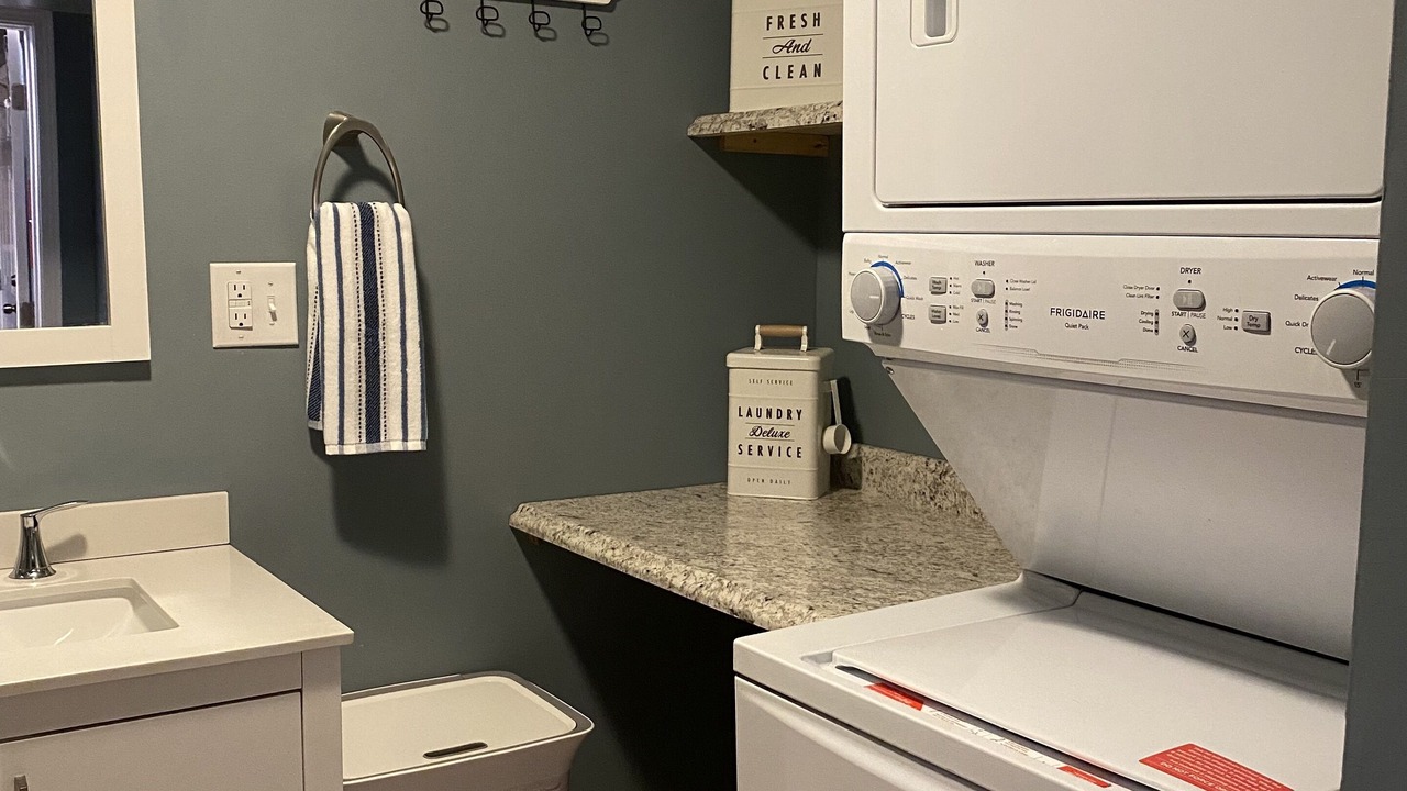 Photo of Bathroom in Delbarton