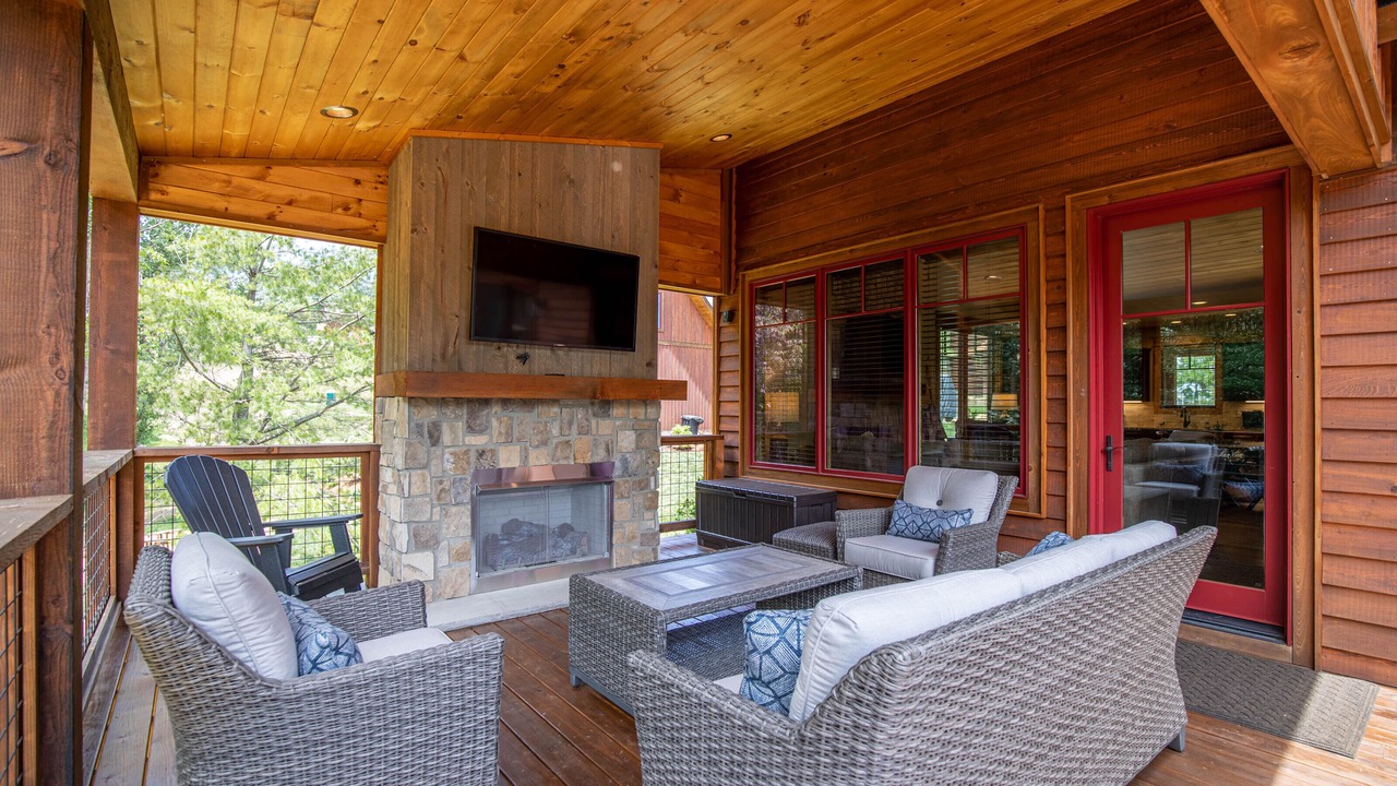 Photo of Patio Balcony in Elk Park