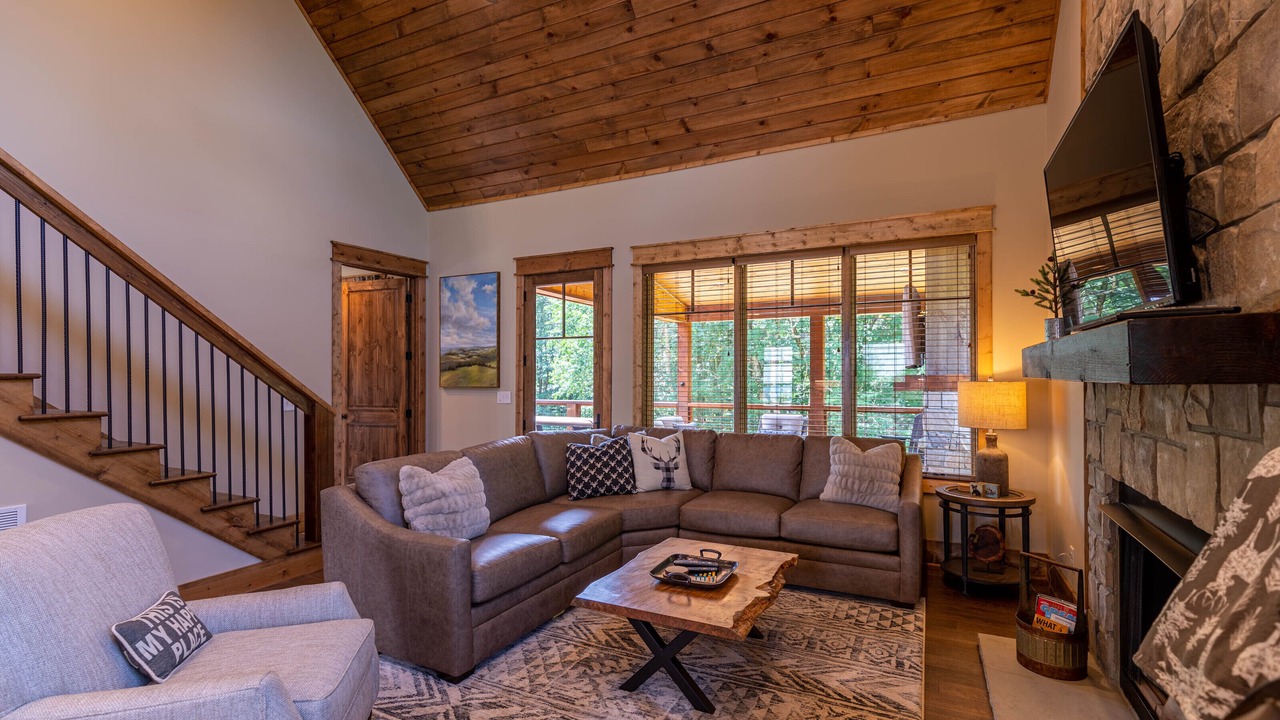 Photo of Livingroom in Elk Park