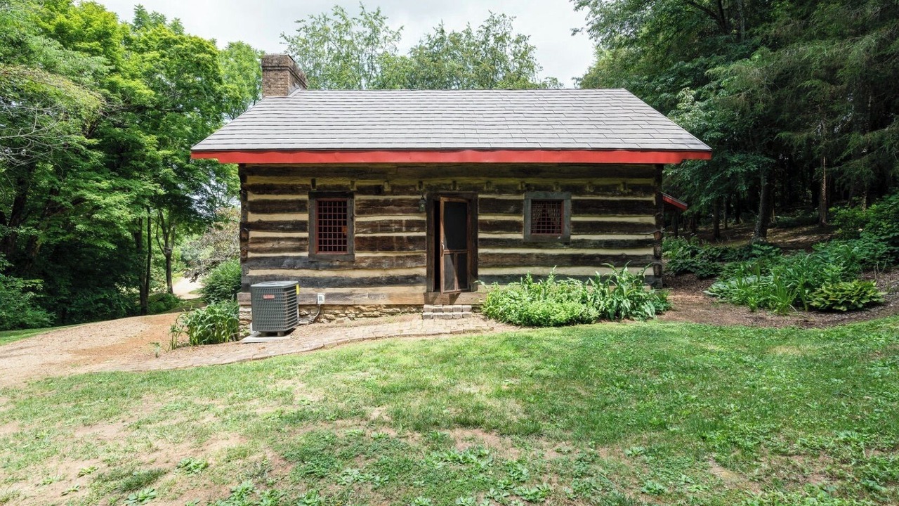 Photo of Outdoor in Limestone