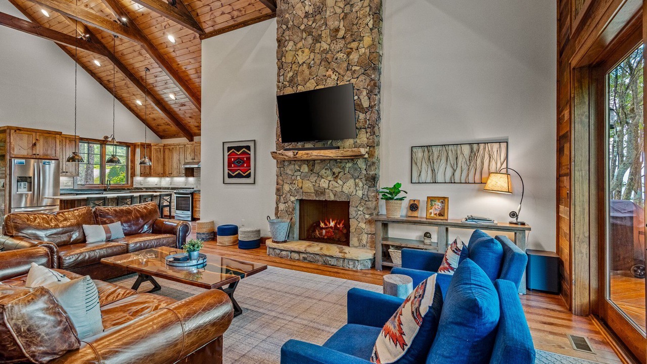 Photo of Livingroom in Banner Elk