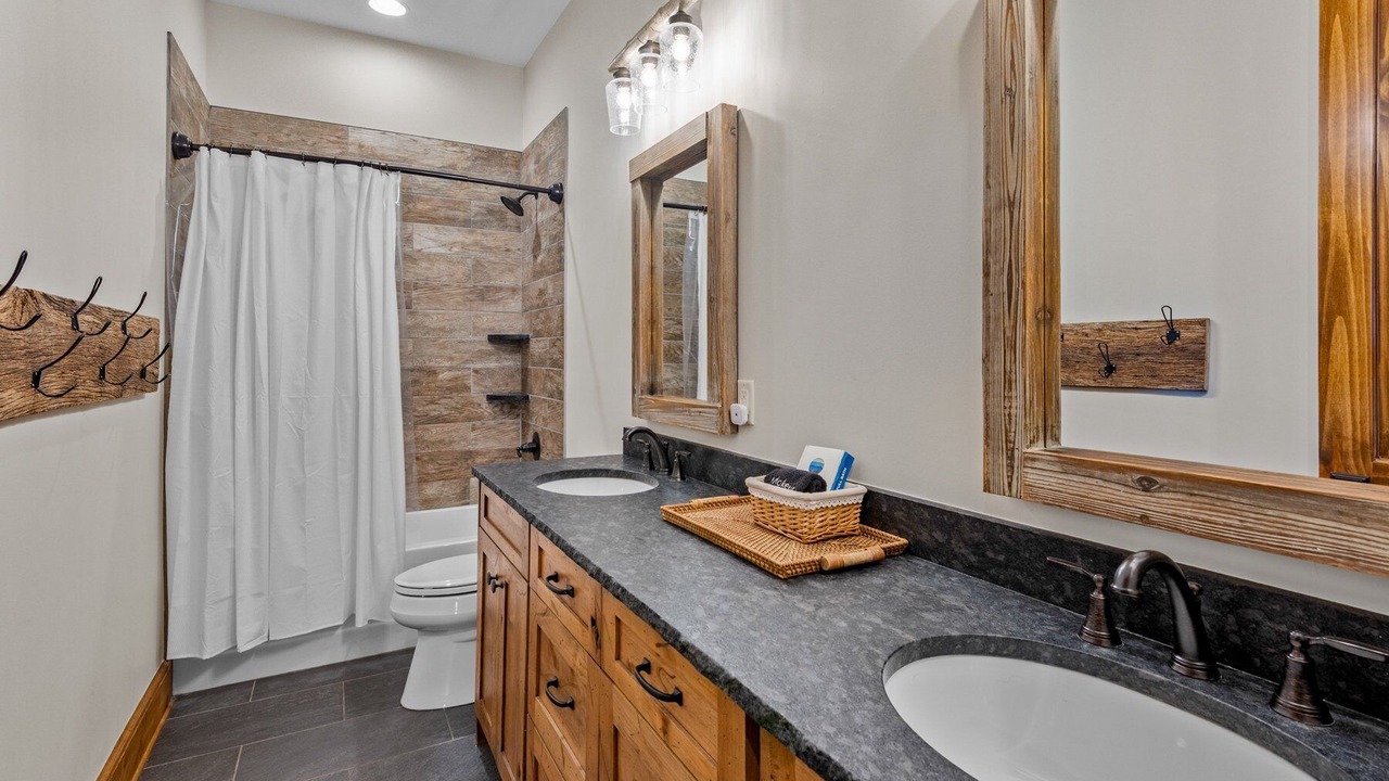 Photo of Bathroom in Banner Elk