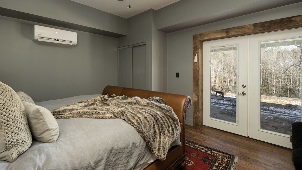 Photo of Bedroom in Fairview