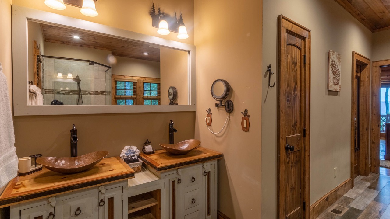 Photo of Bathroom in Banner Elk