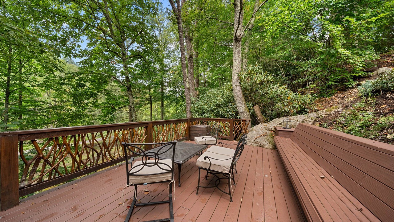 Photo of Outdoor in Elk Park