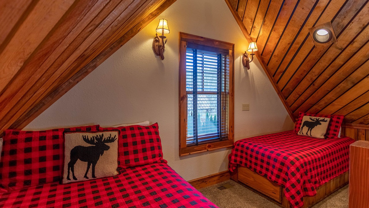 Photo of Bedroom in Elk Park