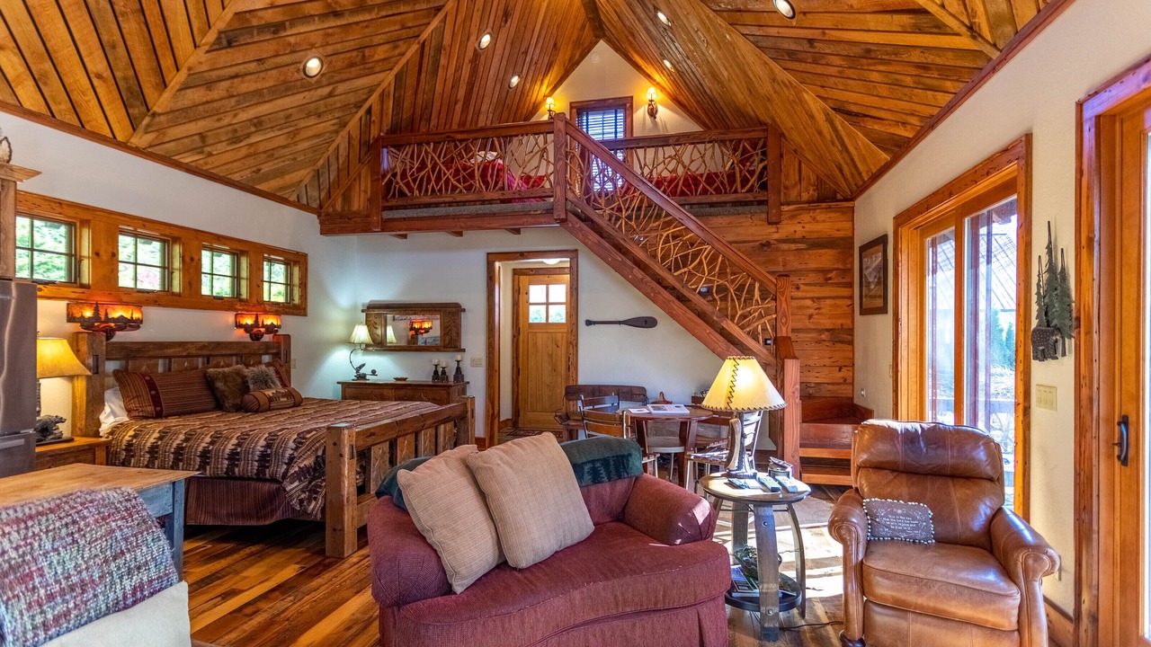 Photo of Livingroom in Elk Park