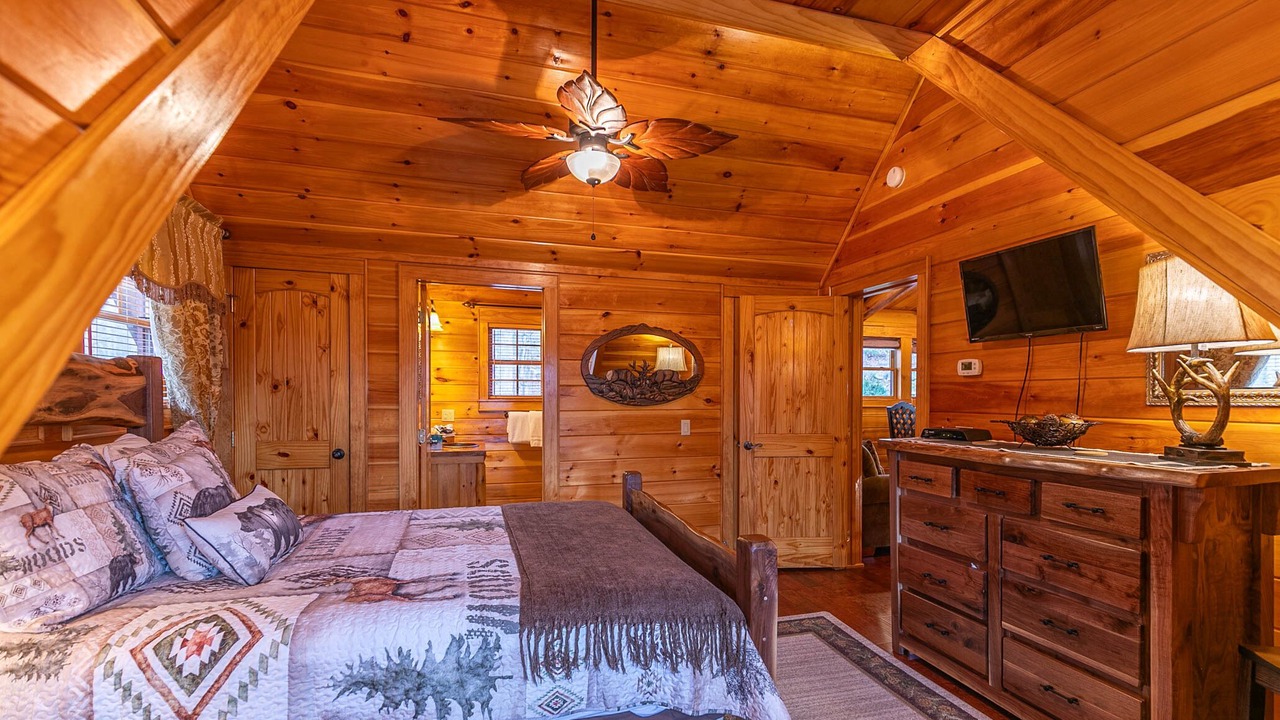 Photo of Bedroom in Banner Elk