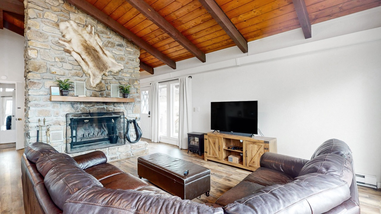 Photo of Livingroom in Beech Mountain