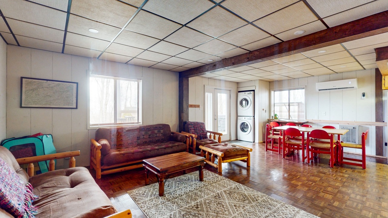 Photo of Livingroom in Beech Mountain