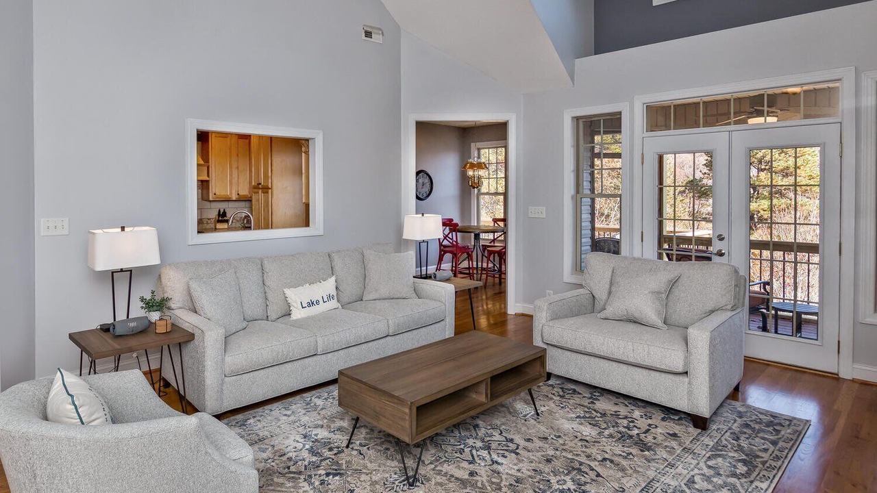 Photo of Livingroom in Lake Lure