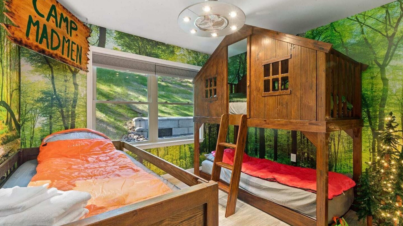 Photo of Bedroom in McHenry