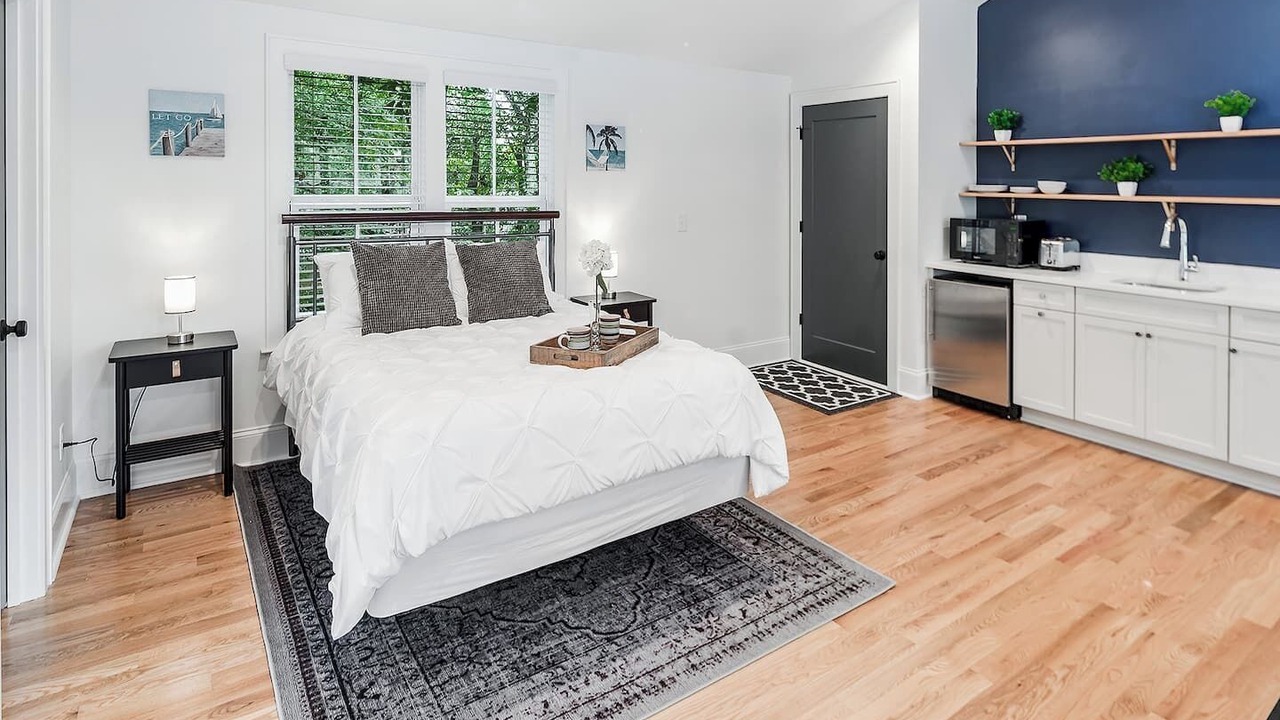 Photo of Bedroom in Villa Heights