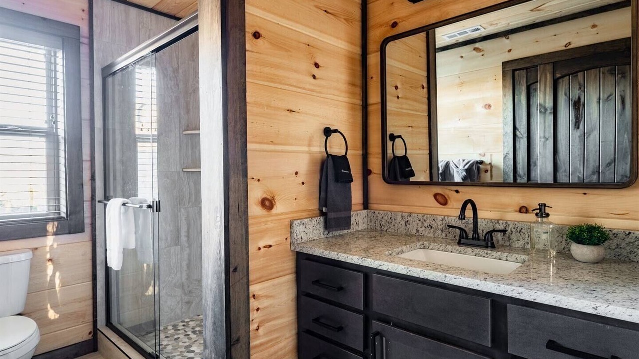Photo of Bathroom in Chalet Village North