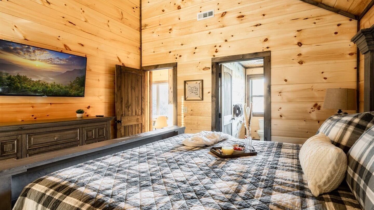 Photo of Bedroom in Chalet Village North