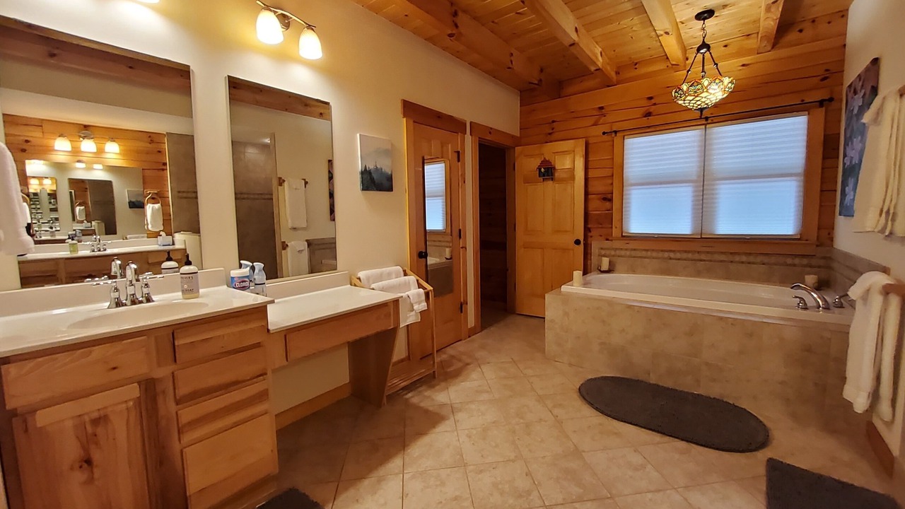 Photo of Bathroom in Vein Mountain