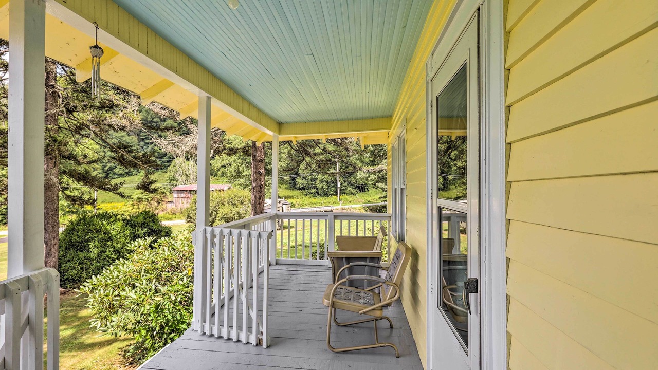 Photo of Outdoor in Bakersville