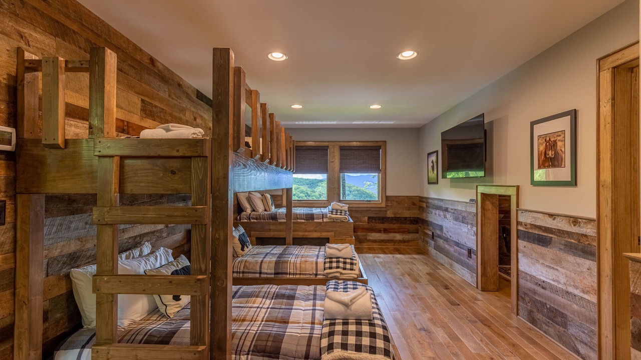 Photo of Bedroom in Banner Elk