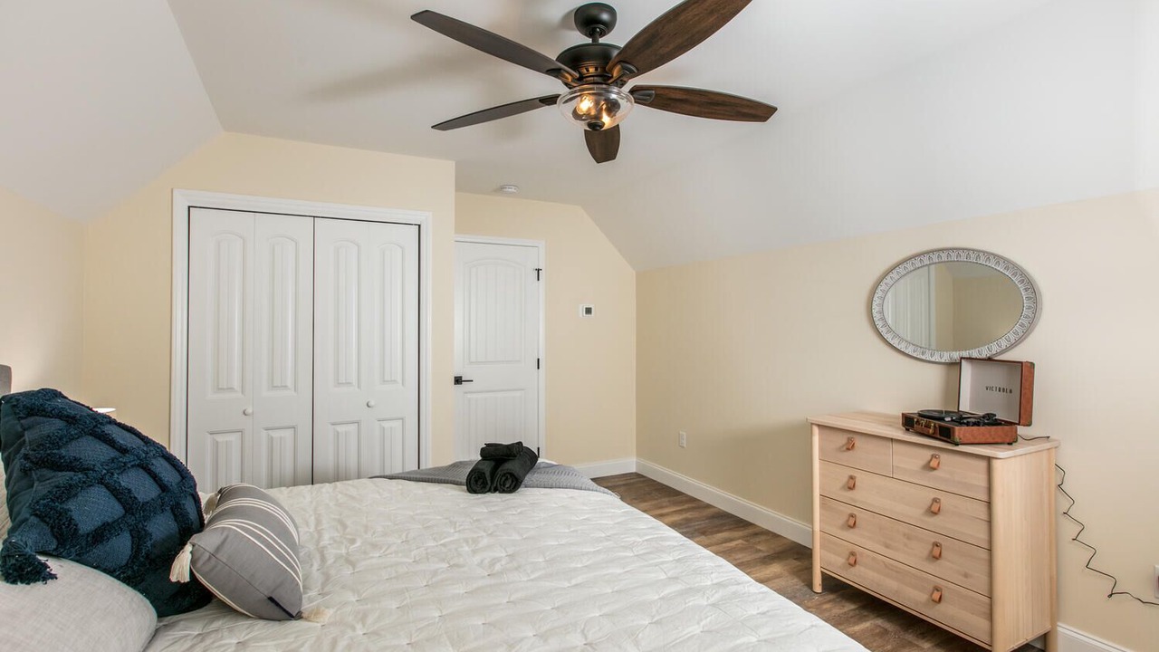 Photo of Bedroom in Black Mountain