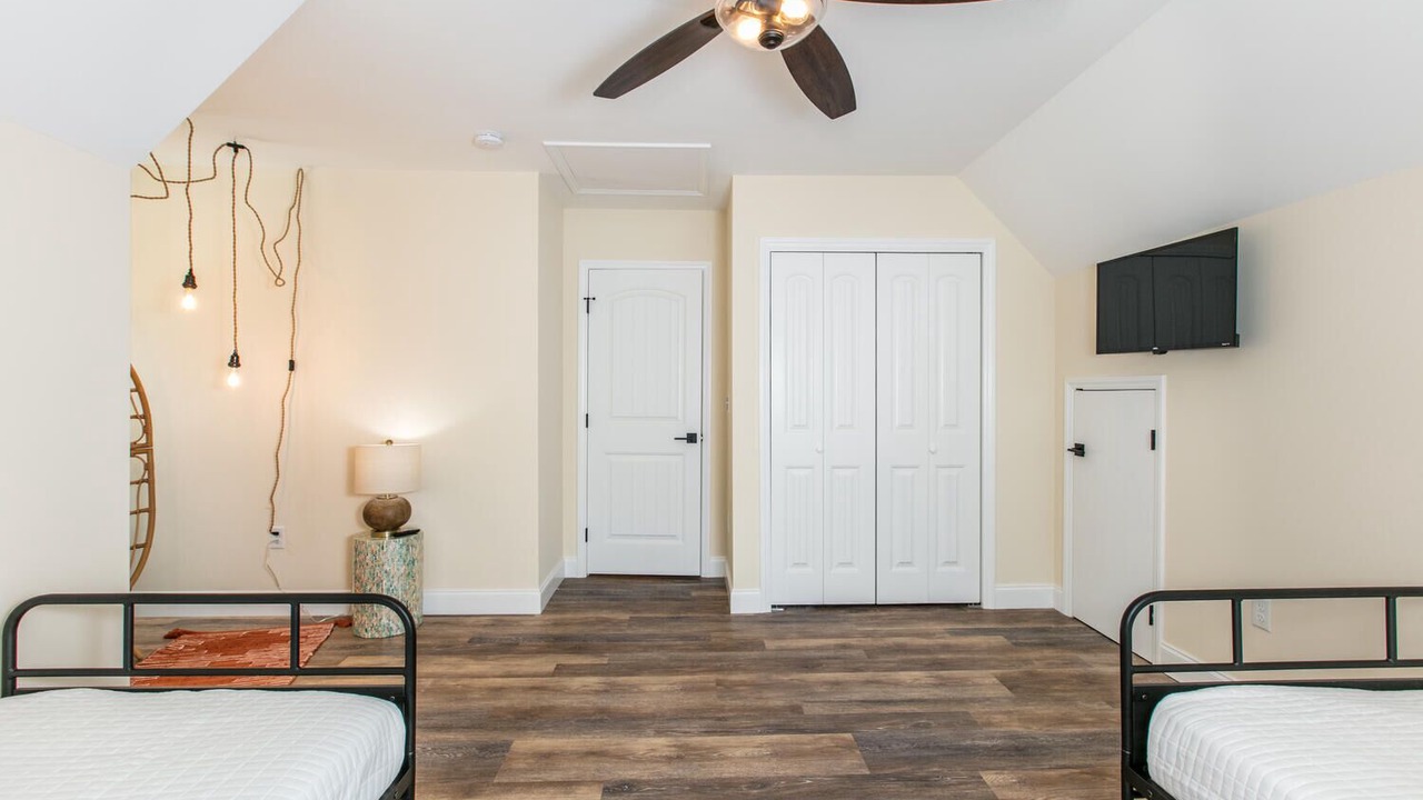 Photo of Bedroom in Black Mountain
