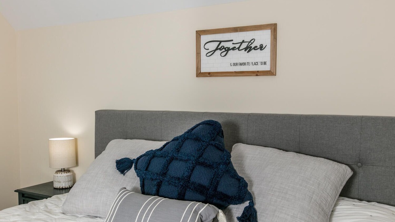 Photo of Bedroom in Black Mountain